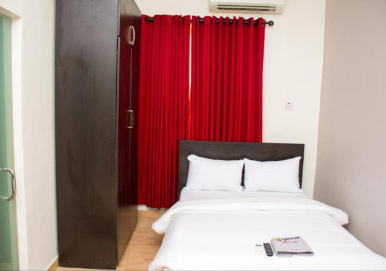 Esporta Suites Yaba Lagos Esterno foto