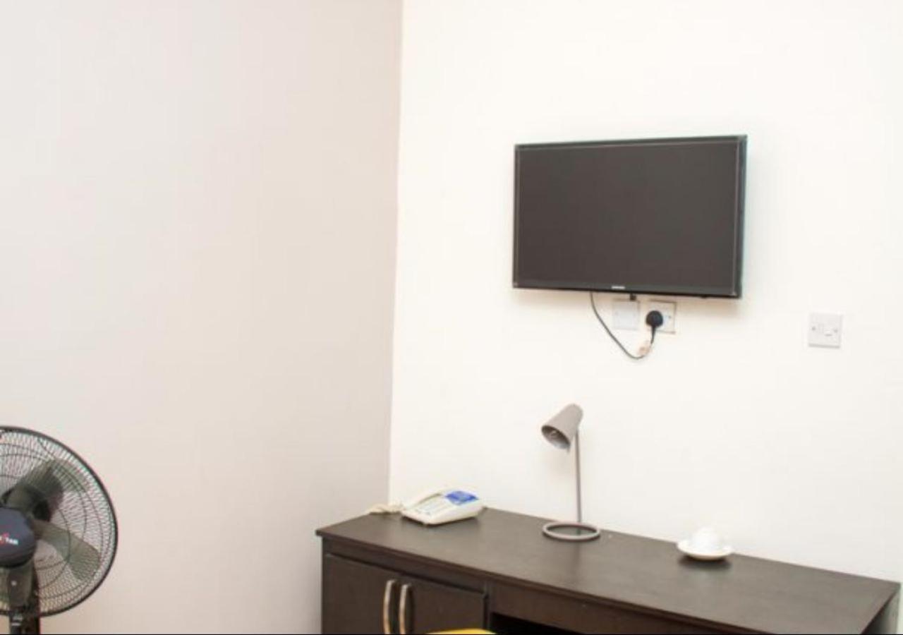 Esporta Suites Yaba Lagos Esterno foto
